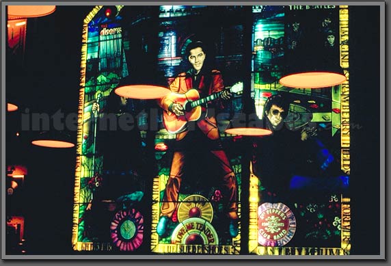 hard rock cafe paris