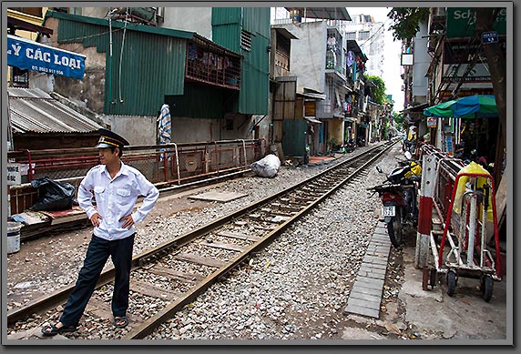Hanoi rail