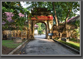 Hanoi temple 3