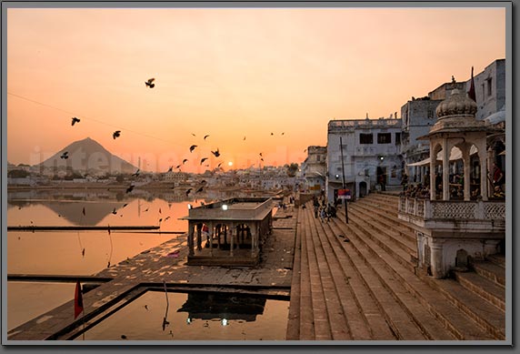  Pushkar lake image