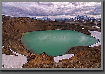 Iceland caldera photo