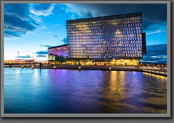 Harpa night