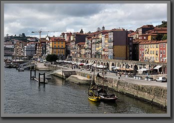Riverside houses 2 Oporto photo
