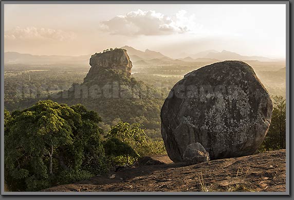 Sigiriya Rock image